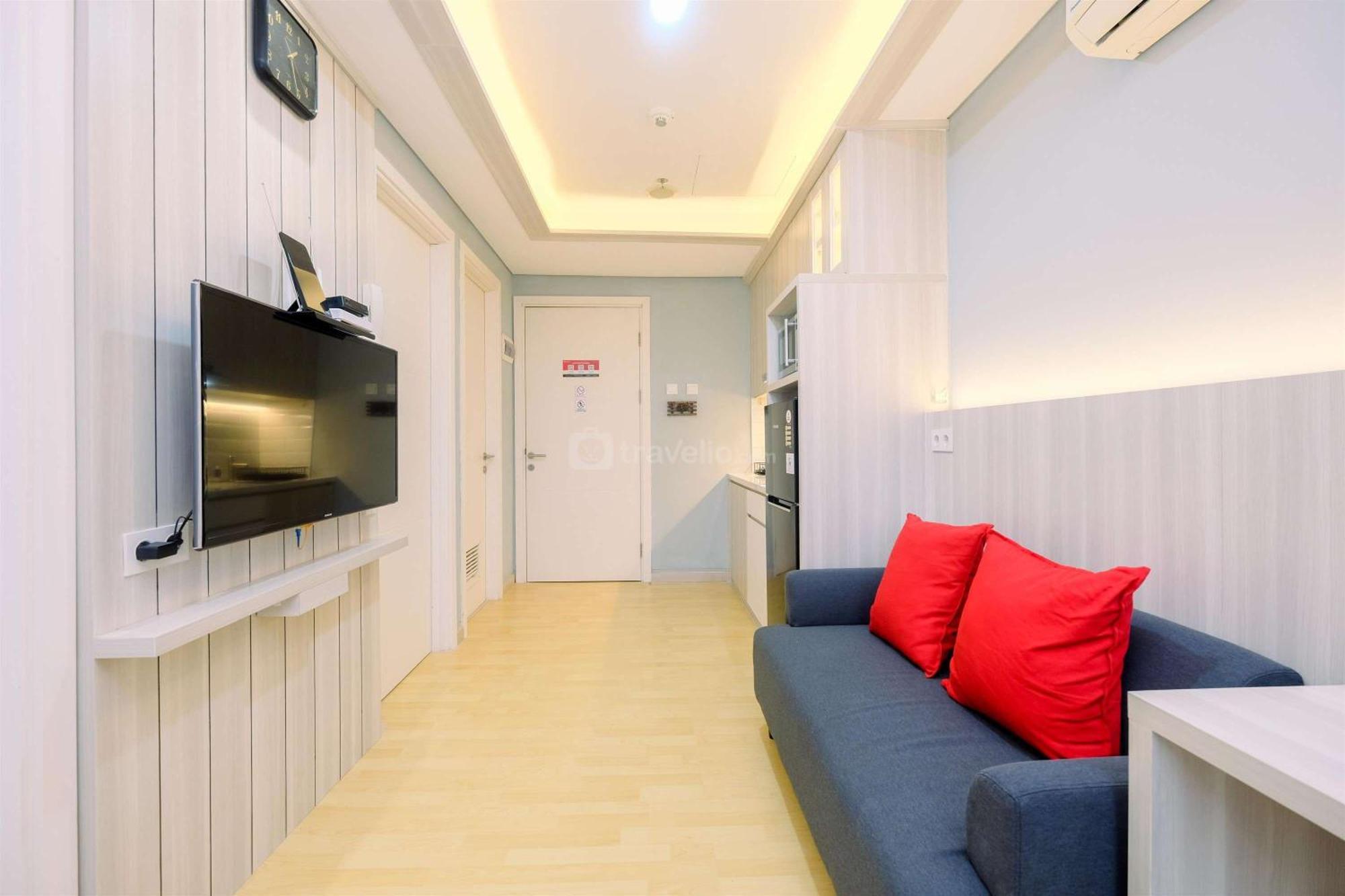 Apartment Comfort 2br At Kebayoran Icon By Travelio